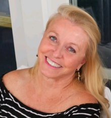 Elizabeth  Moreland Licensed Massage Therapist, Certified Trager Practitioner