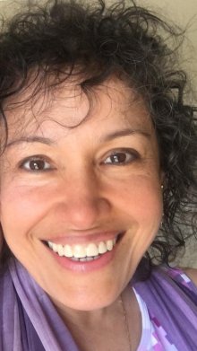 Claudia  Chica PT, Dipl.C.H, DOM