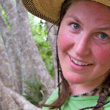 Holly Holton - Profile Photo