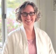 Hillary Tinapple - Profile Photo