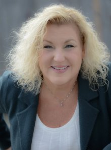 Charlene Wark - Profile Photo