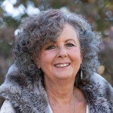 Eka Kapiotis - Profile Photo