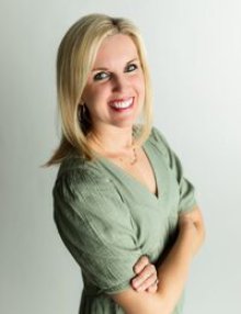 Amy Warrick - Profile Photo