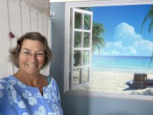 Elizabeth Doucette - Profile Photo